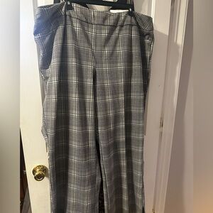 New with tags plaid black and white pants